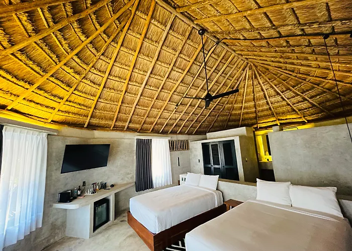 Hotel Maya By G 4*