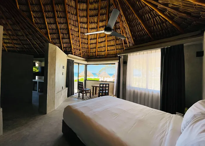 Maya By G Hotel 4*