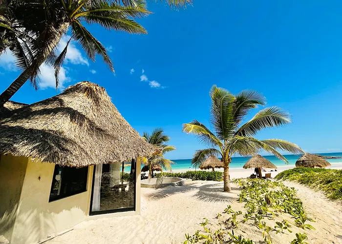 Maya By G Hotel 4*