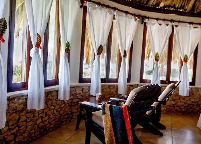 Hotel Maya By G
